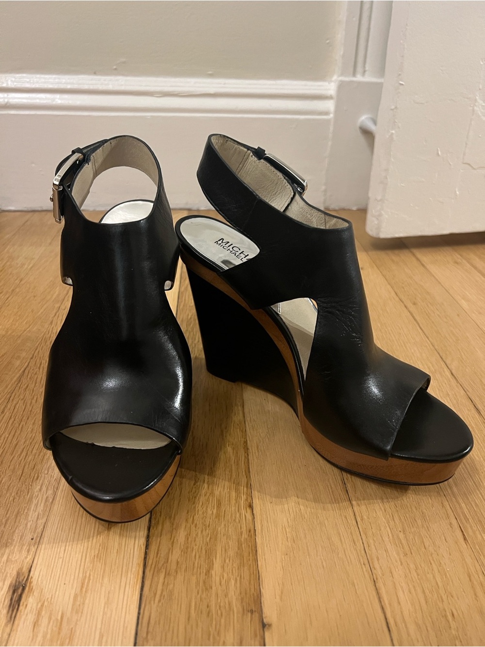 NEW MICHAEL Michael Kors Josephine Black Leather Wedge Sandals